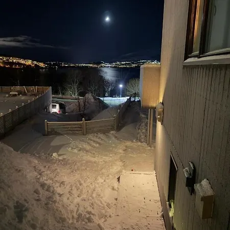 Apartman Tromso, Hamna